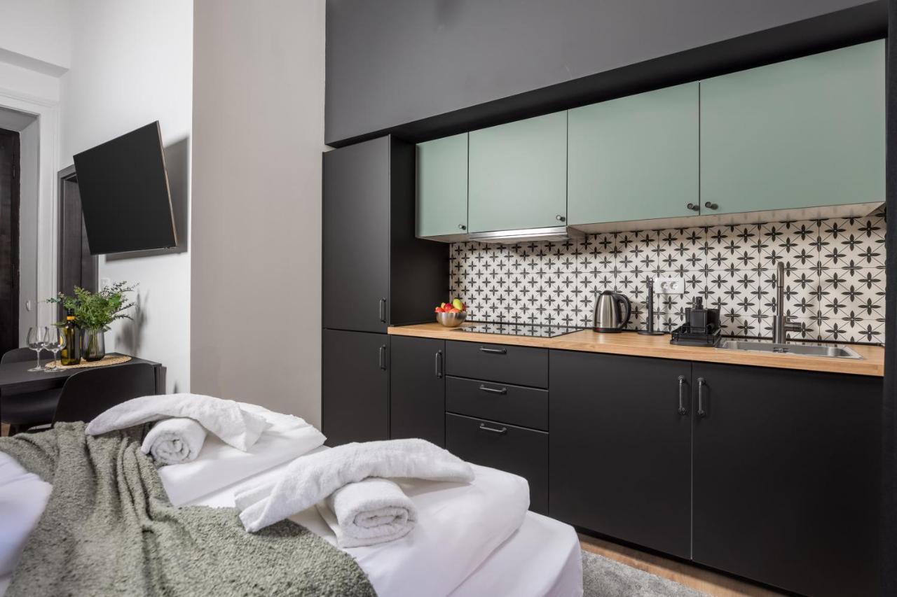 Apartments & Rooms One World ริเยกา ภายนอก รูปภาพ