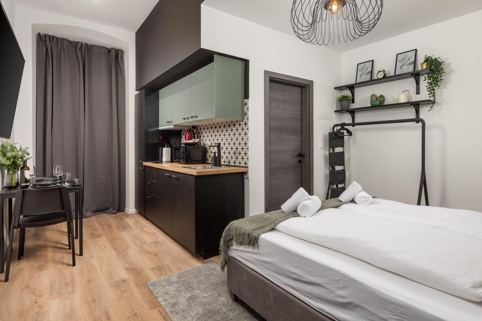 Apartments & Rooms One World ริเยกา ภายนอก รูปภาพ