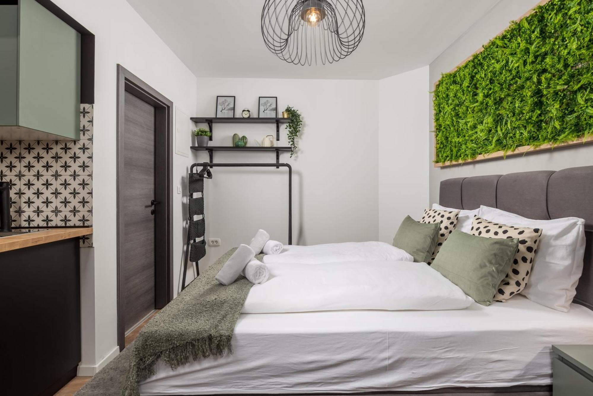 Apartments & Rooms One World ริเยกา ภายนอก รูปภาพ