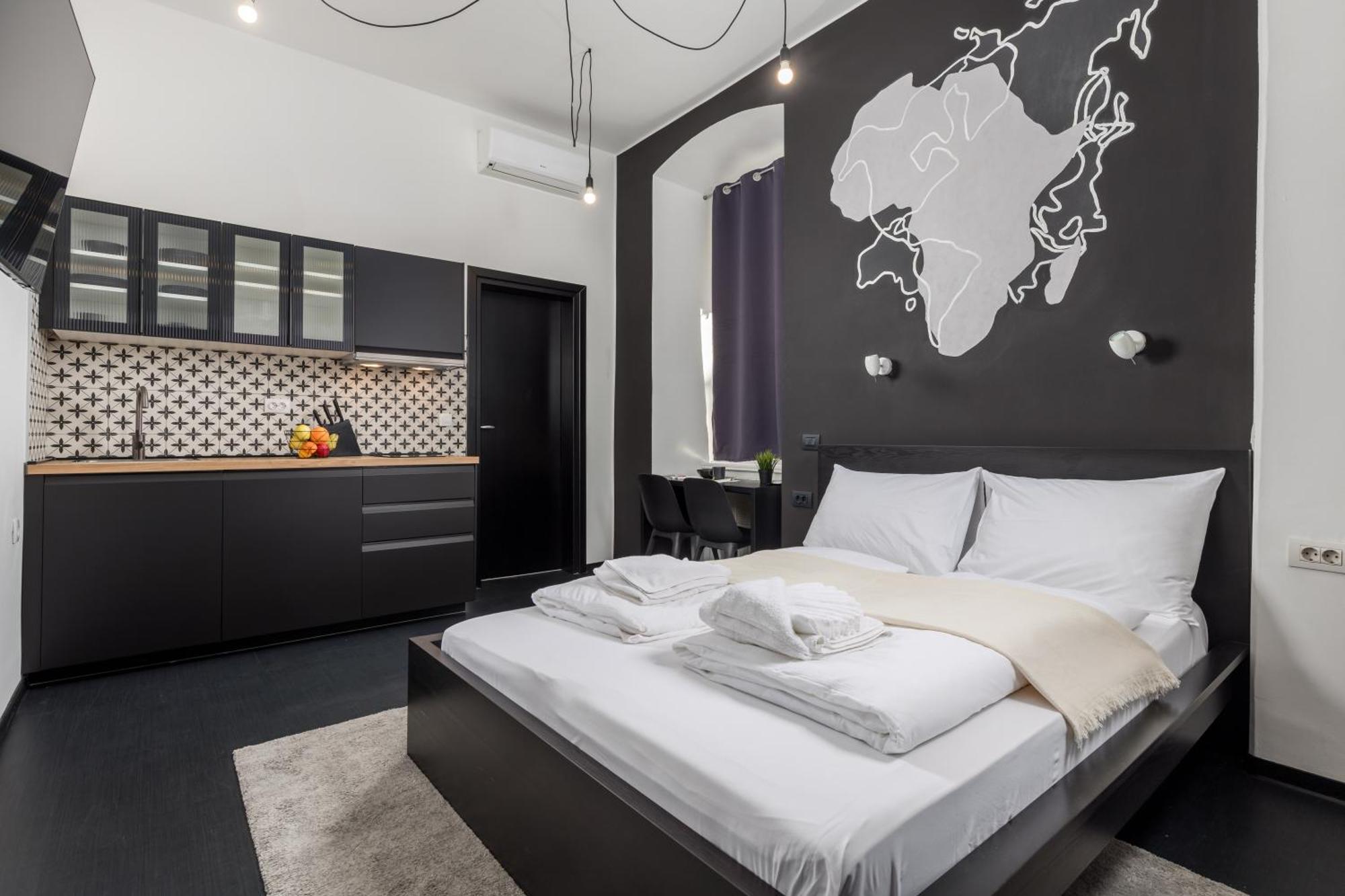 Apartments & Rooms One World ริเยกา ภายนอก รูปภาพ