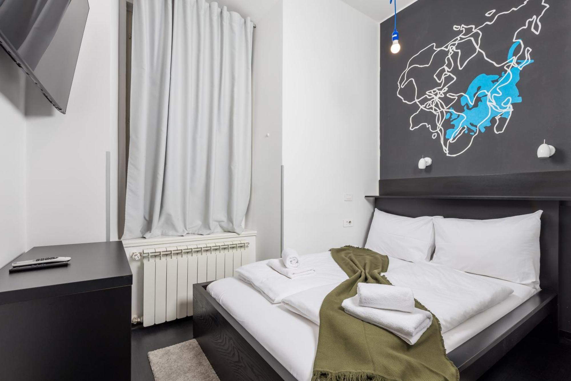 Apartments & Rooms One World ริเยกา ภายนอก รูปภาพ