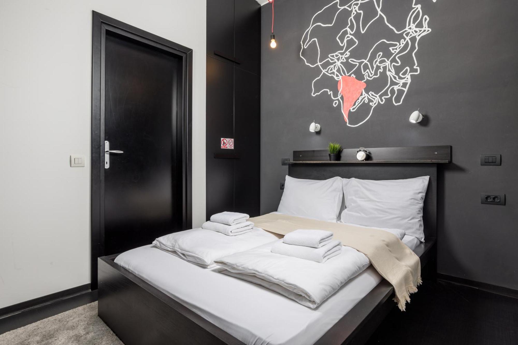 Apartments & Rooms One World ริเยกา ภายนอก รูปภาพ